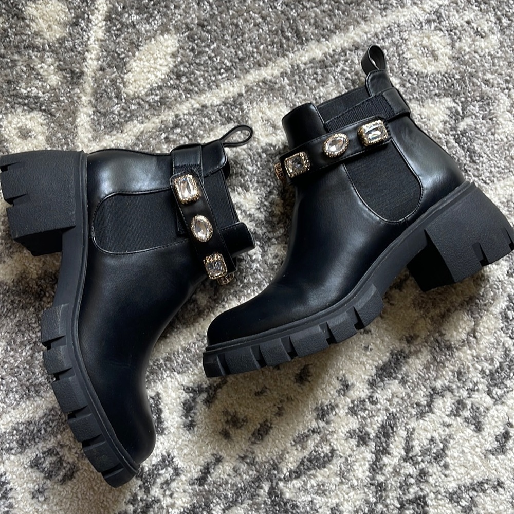 Madden Girl Honeyy Boots